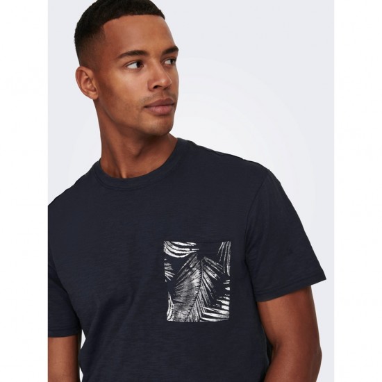 ONLY & SONS Ανδρικό Βαμβακερό T-shirt με Print στο τσεπάκι PERRY LIFE REG LEAF SS POCKETTEE NOOS 22025286-Dark Navy