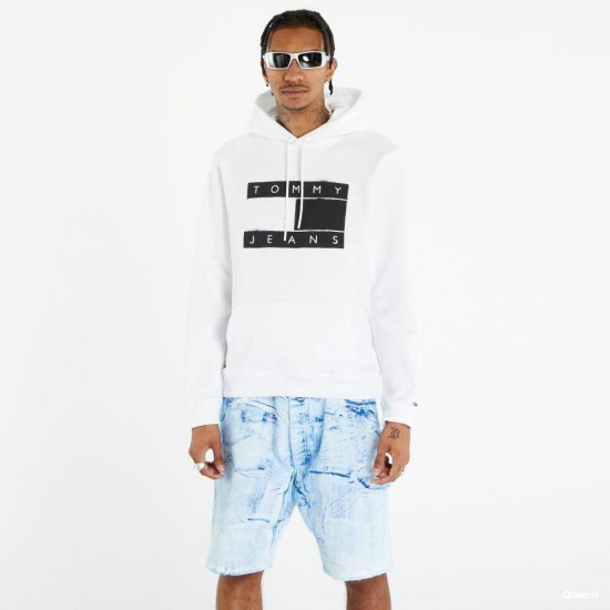 Tommy Jeans Ανδρικό Φούτερ TJM Regular Flag Spray Hoodie DM0DM17911-YBR (Λευκό)